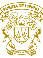 Cava de Oro Family Crest